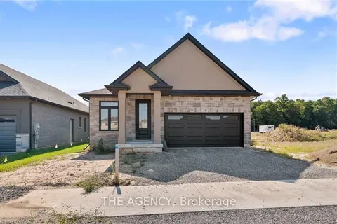 38 MARIE St, Pelham, ON L0S 1E1