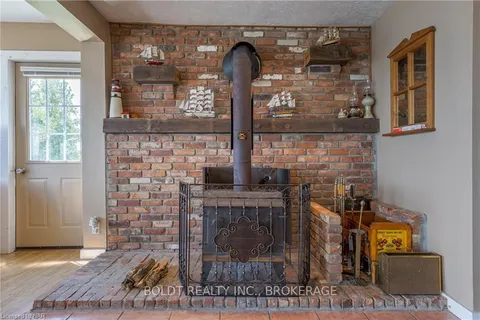 47 GULL Line, ON N0A 1K0