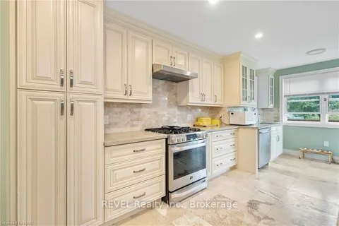 161 RIDGE Rd, Fort Erie, ON L0S 1B0