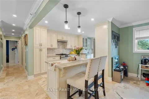 161 RIDGE Rd, Fort Erie, ON L0S 1B0