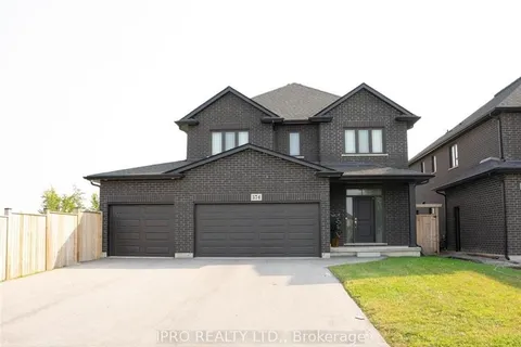 374 VIGER Dr, Welland, ON L3B 0E2