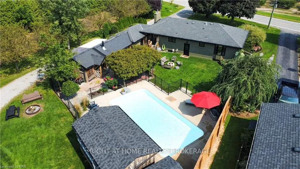 472 READ Rd, St. Catharines, ON L2R 7K6