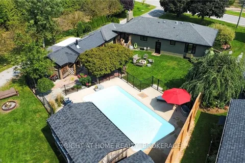 472 READ Rd, St. Catharines, ON L2R 7K6