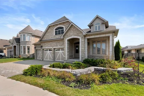 1150 GREEN ACRES Dr, Fort Erie, ON L2A 5P2