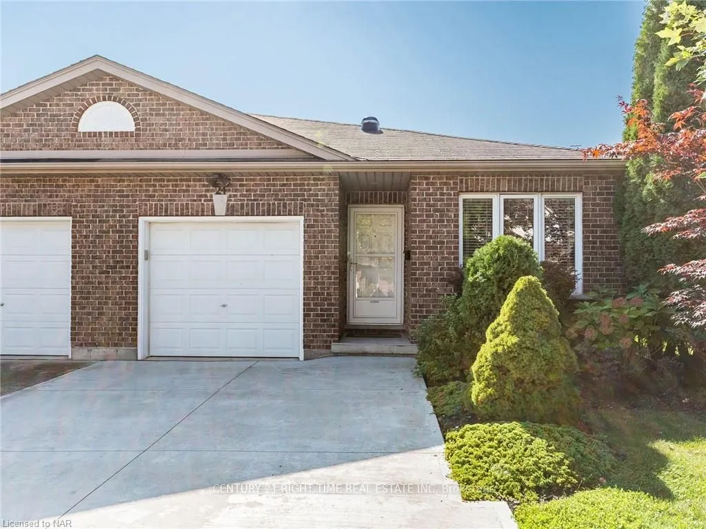 24 BLUEGRASS Cres, St. Catharines, ON L2P 0A7