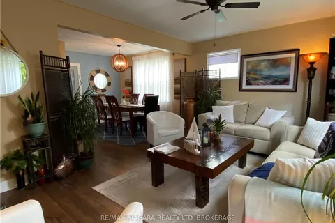 133 LAVINIA St, Fort Erie, ON L2A 2E3