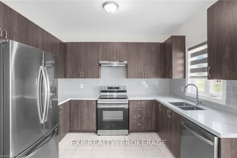 1627 MARINA Dr, Fort Erie, ON L2A 0C9