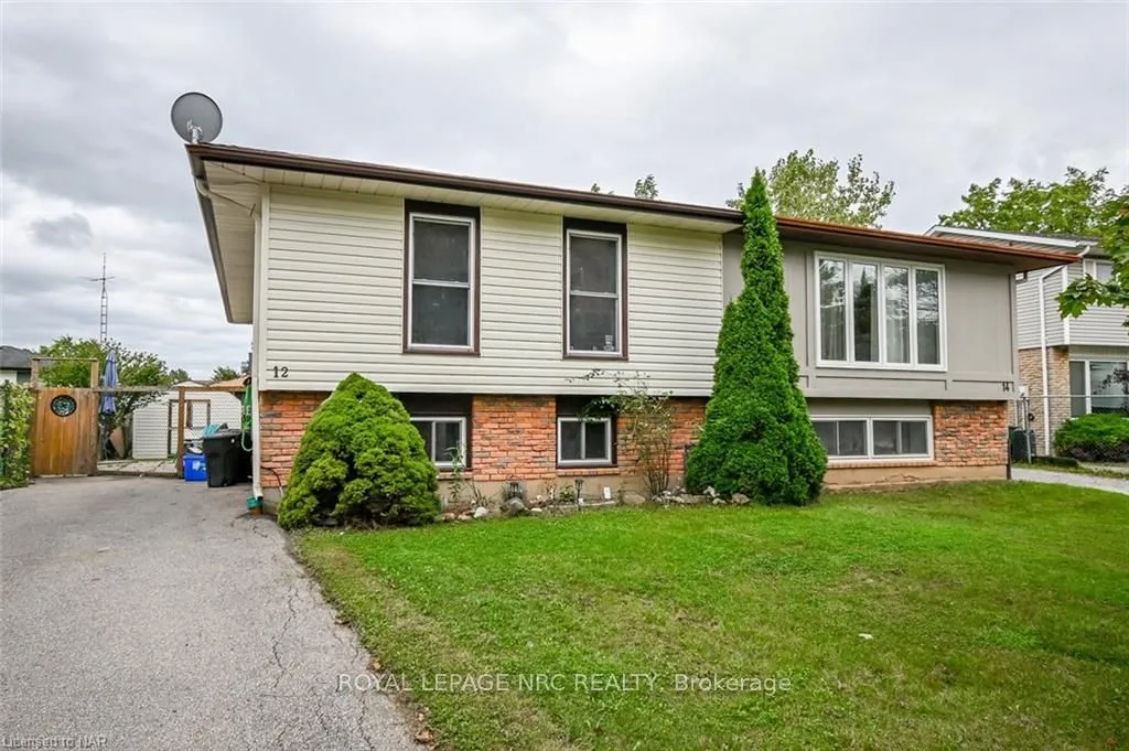 12 TARA Cres, Thorold, ON L2V 4M1