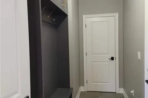 34 FOREST RIDGE Crt, Welland, ON L3C 0C2