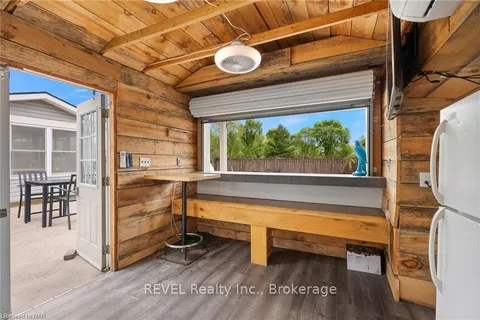 353 SOUTH PELHAM Rd, Welland, ON L3B 5N8