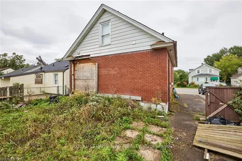 4419 FIFTH Ave, Niagara Falls, ON L2E 4R3