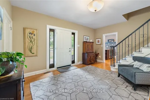 240 RIVERVIEW Blvd, St. Catharines, ON L2T 3M8