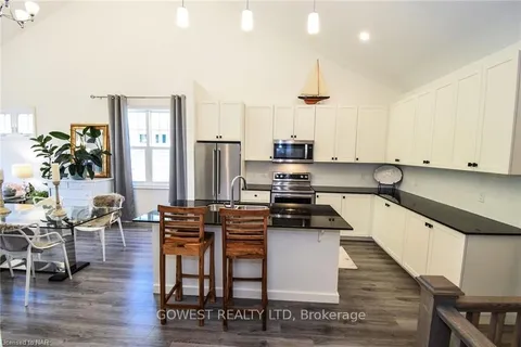 58 PARADISE Grve, Niagara-on-the-Lake, ON L0S 1J0