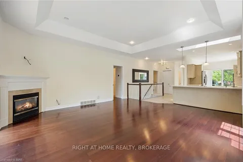 1 ZINFANDEL Crt, Niagara-on-the-Lake, ON L0S 1J0