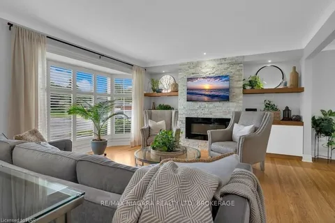 5990 STEVENS St, Niagara Falls, ON L2E 3A3