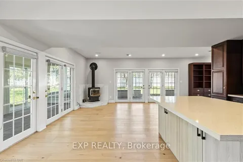 12 FIRELANE 13A Lane, Niagara-on-the-Lake, ON L0S 1J0