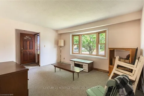 409 FIRST Ave, Welland, ON L3C 5R3