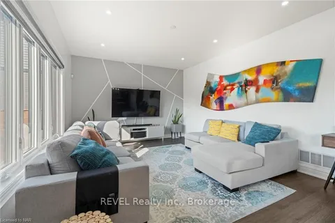 3619 THUNDER BAY Rd, Fort Erie, ON L0S 1N0