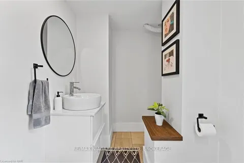 2 NICKERSON Ave, St. Catharines, ON L2N 3M1