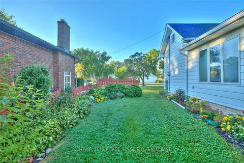 205 MURRAY St, Fort Erie, ON L2A 2B7