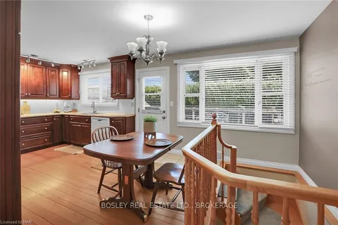 4970 DAVID Ave, Niagara Falls, ON L2E 5C8