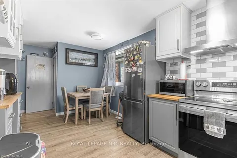 7563 REDHAVEN Cres, Niagara Falls, ON L2G 7H6