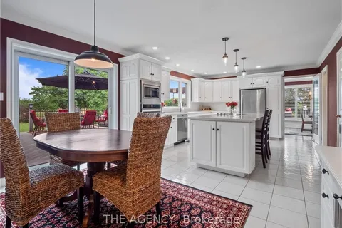 699 READ Rd, Niagara-on-the-Lake, ON L0S 1J0