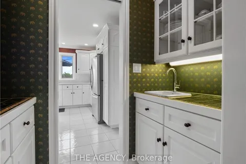 699 READ Rd, Niagara-on-the-Lake, ON L0S 1J0