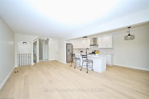 76 LORETTA Dr, Niagara-on-the-Lake, ON L0S 1T0