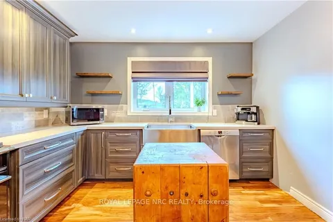 170 LAKEWOOD Ave, Fort Erie, ON L0S 1B0