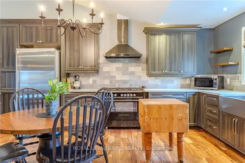 170 LAKEWOOD Ave, Fort Erie, ON L0S 1B0