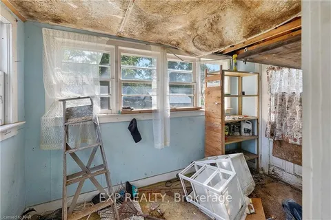 196 LINCOLN Rd, Fort Erie, ON L0S 1B0