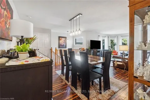 122 MADISON Crt, Welland, ON L3C 7G1