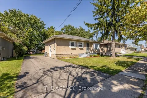 19 VERNE Ave, Welland, ON L3C 1Z6