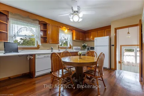 19 VERNE Ave, Welland, ON L3C 1Z6