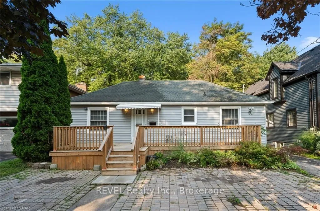 5707 BROOKFIELD Ave, Niagara Falls, ON L2G 5P9