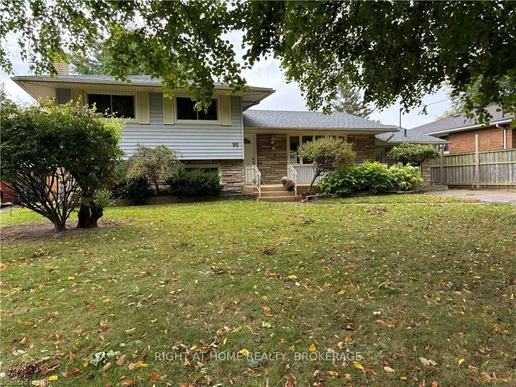 96 LEASIDE Dr, St. Catharines, ON L2M 4G8