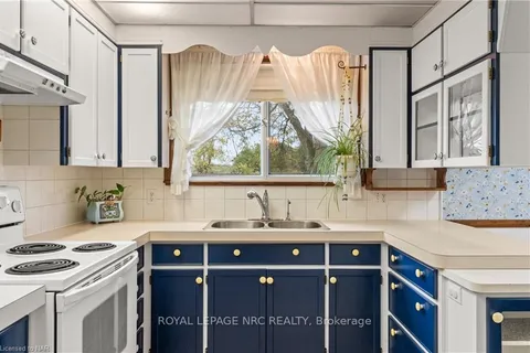 1467 STEVENSVILLE Rd, Fort Erie, ON L0S 1S0