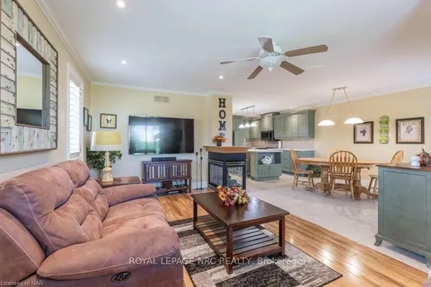 20 METCALFE St, Thorold, ON L2V 2Z8