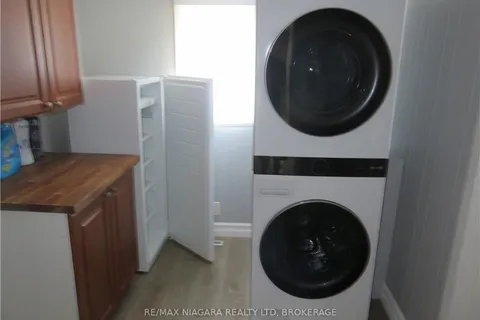 149 KNOLL St, Port Colborne, ON L3K 5B2