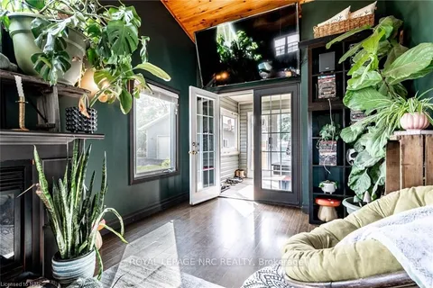 172 BARRICK Rd, Port Colborne, ON L3K 4B4