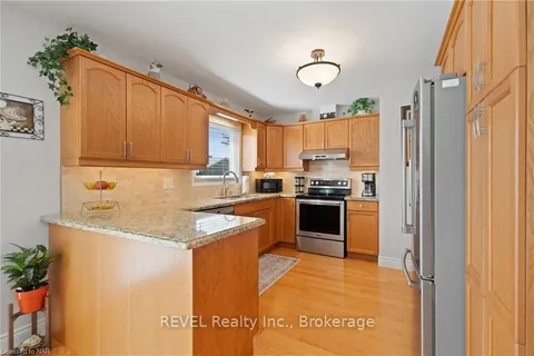 130 LORETTA Dr, Niagara-on-the-Lake, ON L0S 1T0