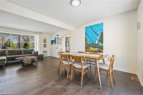 375 MISSISSAUGA St, Niagara-on-the-Lake, ON L0S 1J0