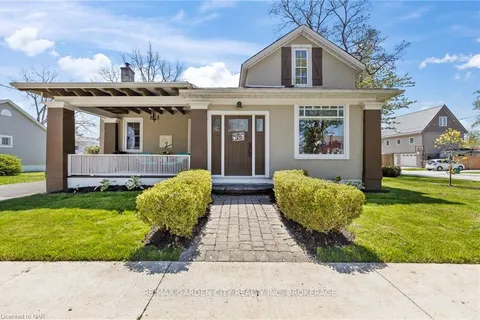 123 ELGIN St, Welland, ON L3C 4S5