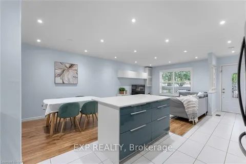 9 ELAINE Crt, St. Catharines, ON L2N 6S1