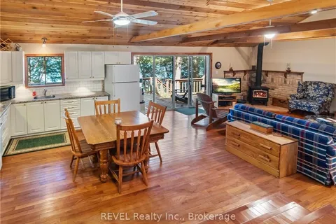 1077 RIGNALLS Rd, Bracebridge, ON P1L 1X1