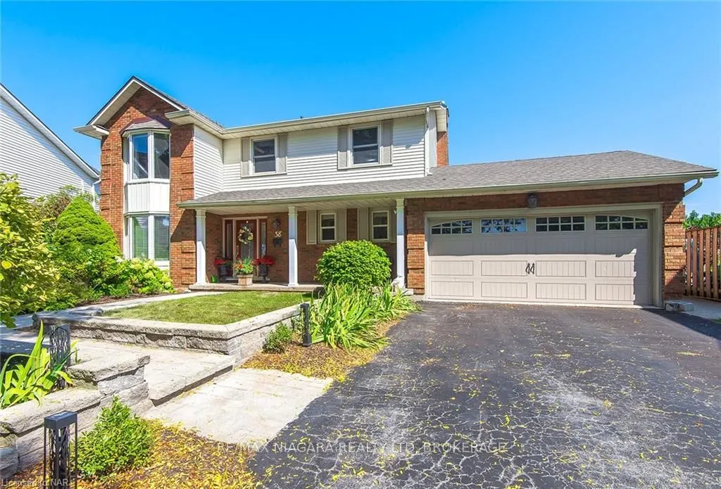 38 BANBURRY Cres, Grimsby, ON L3M 4N8
