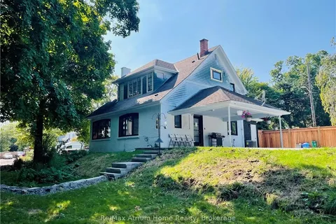 5341 RIVER Rd, Niagara Falls, ON L2E 3G9