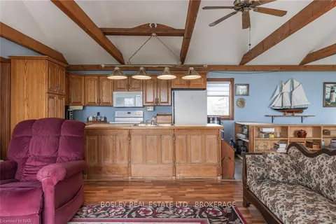 557 EDGEWATER Pl, ON N1A 2W8