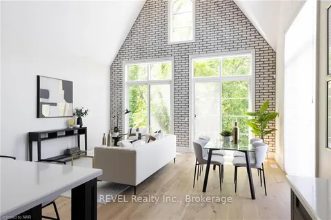 27 ARBOURVALE, St. Catharines, ON L2T 0A6